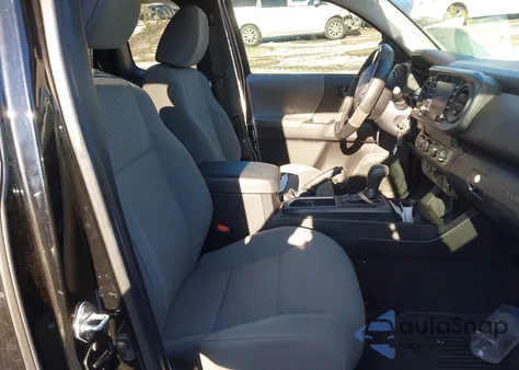 2021 Toyota Tacoma Sr z USA, uszkodzony, nr VIN 3TYSX5EN0MT007544